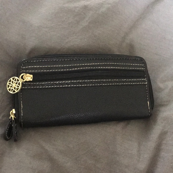 Handbags - Double zipper wallet with several compartments